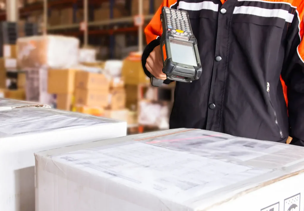 Controllo delle merci prima della spedizione – CGM Trasporti